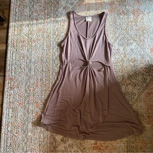 Tresics Beach mauve cut out dress